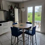 Paisible Avec Piscine Proche Toulouse