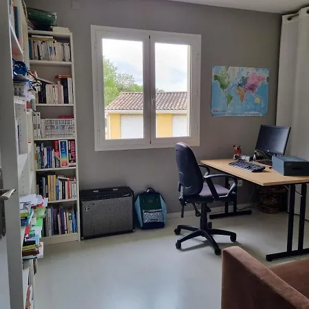 Paisible Avec Piscine Proche Toulouse *